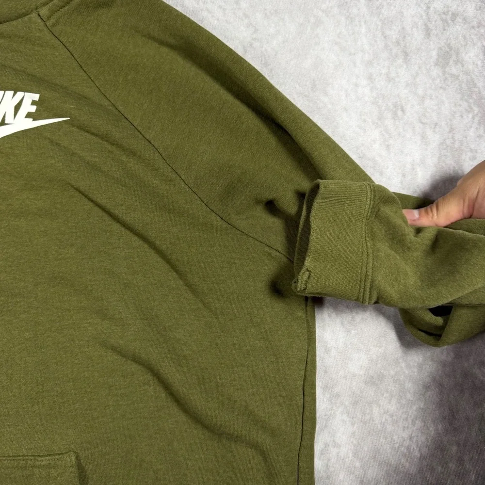 Nike olive green